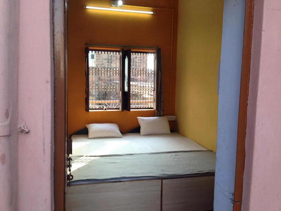 Paradise Inn Guest House Varanasi Room photo