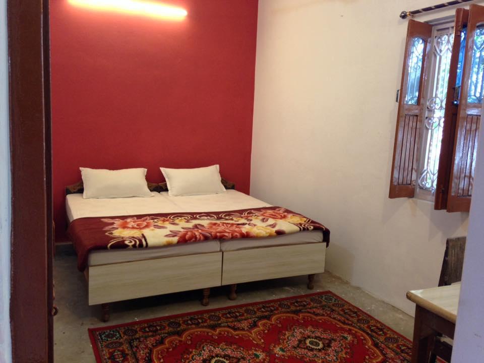 Paradise Inn Guest House Varanasi Exterior photo