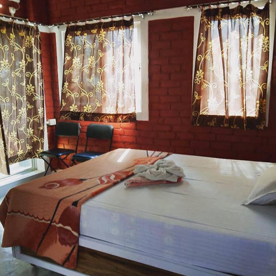 Paradise Inn Guest House Varanasi Exterior photo
